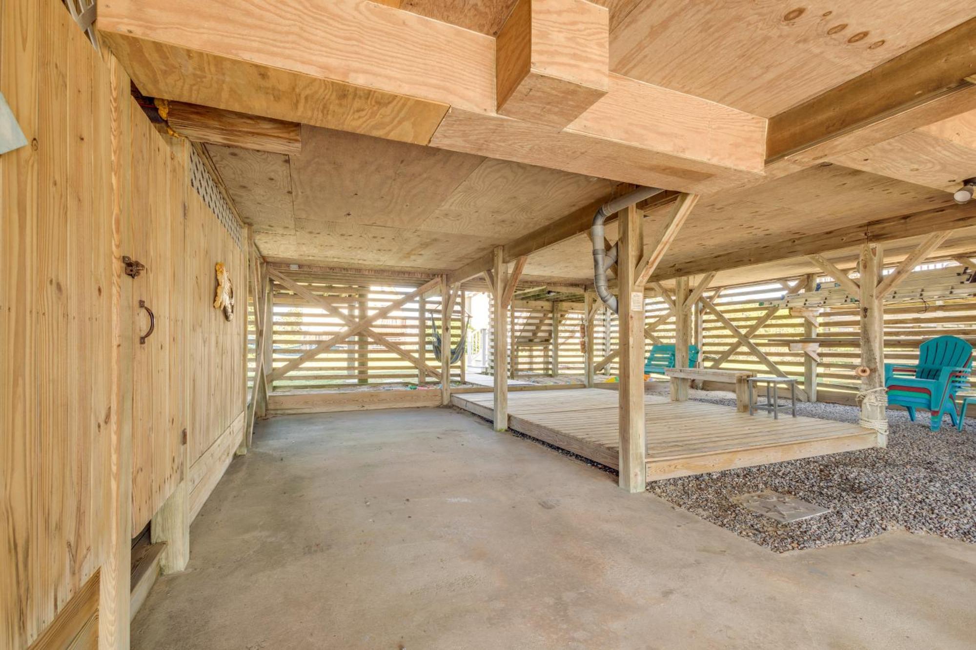 Coastal Home With Deck And Outdoor Shower Kill Devil Hills Luaran gambar